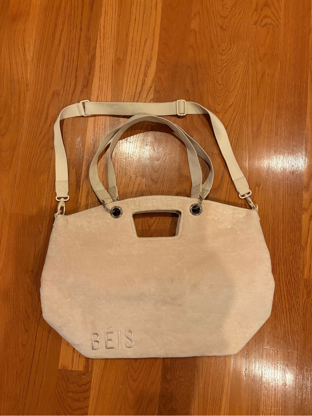 Beis Terry Tote in Beige
